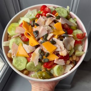 Crumble huile d’avocat – Kalamansi 3 salade composee et vinaigre passion 0b874589 La Maison Des Grands Lacs